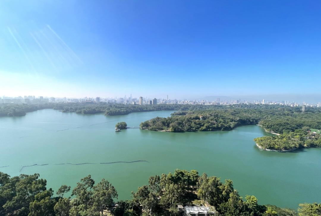 未來高雄市將整合澄清湖及周遭的圓山綠地、鳥松濕地、高雄高爾夫球場、雙湖公園等而成澄清湖大公園，以環境永續並兼顧飲用水安全為原則，方便民眾進入園區，期望開創高雄市與澄清湖風景區共同的新篇章。